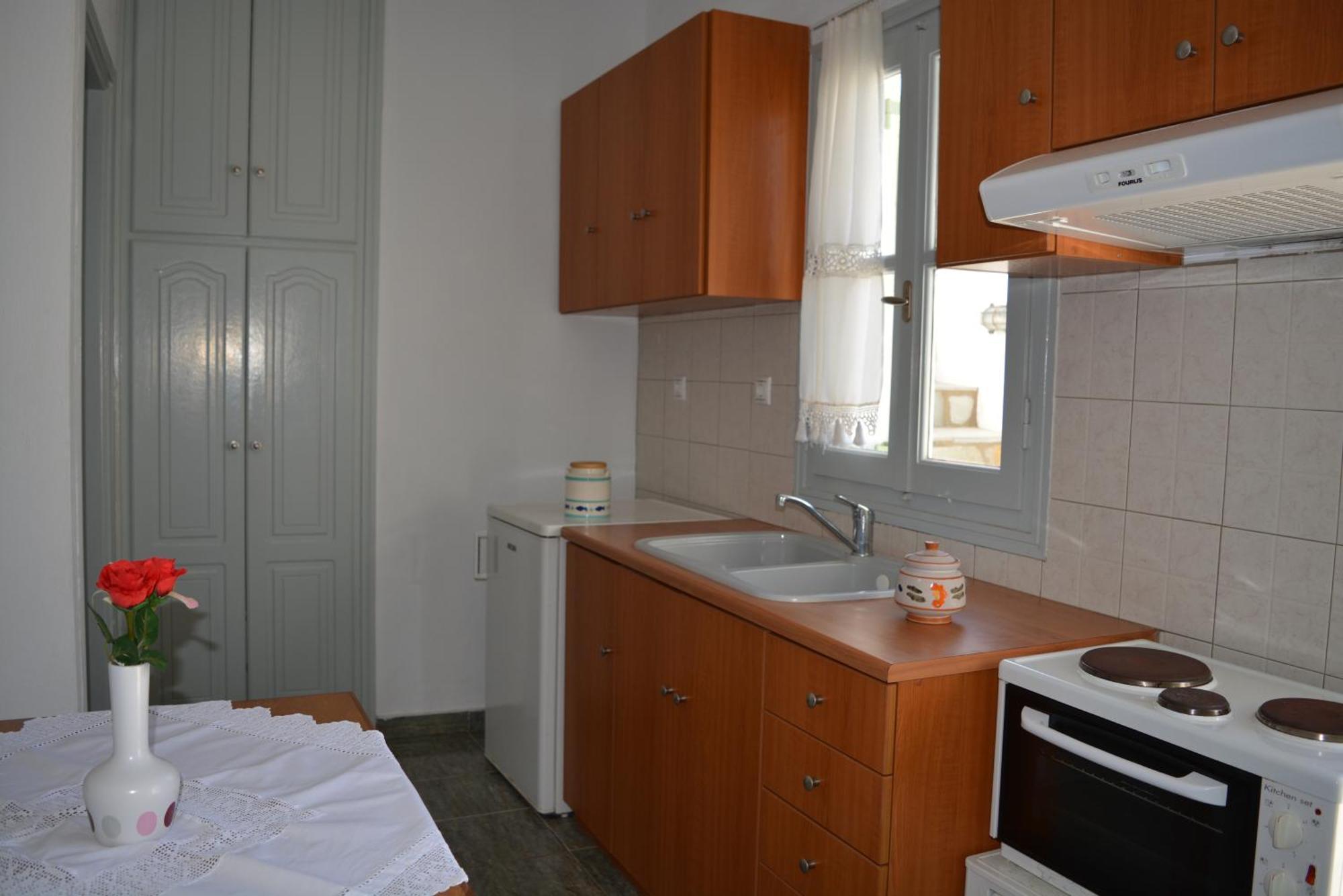 Klados Studios & Apartments Cherronisos  Eksteriør billede